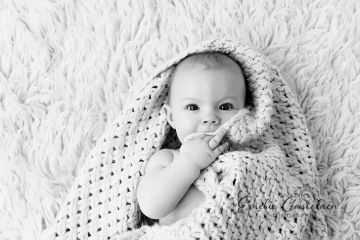 Angie_03_bw28pp_w992_h66129